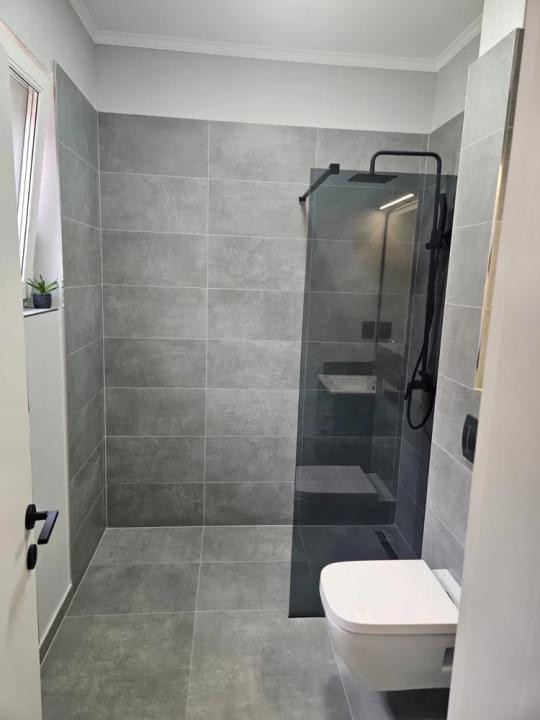 Apartament de 2 camere, modern, parcare, str Urusagului