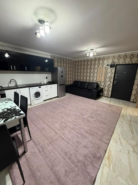 Apartament de 2 camere, 44 mp, parcare, zona Stejarului