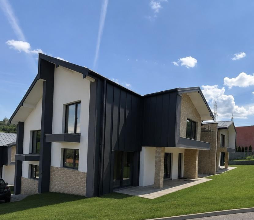 Casa cuplata de 4 camere, 142mp utili, 260 mp teren, Zona Campului