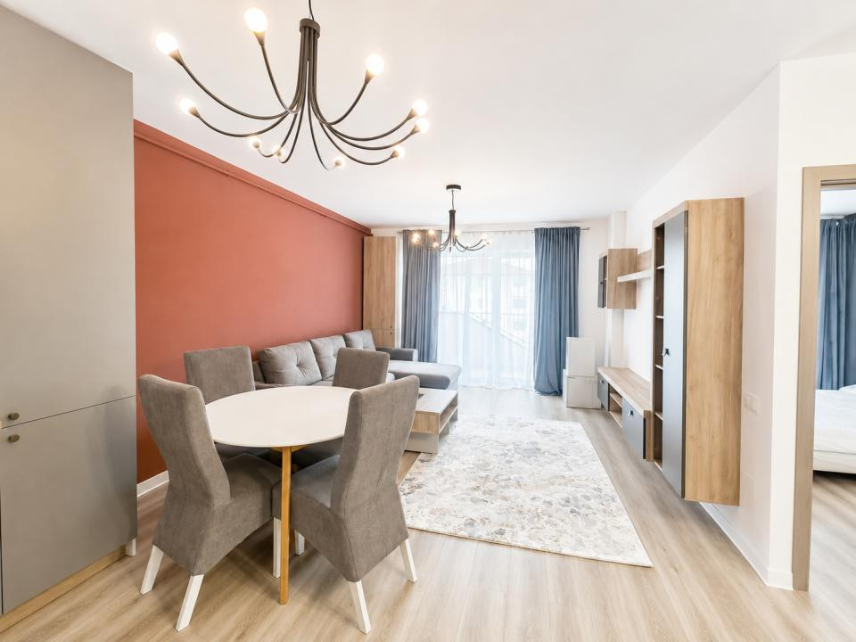 Apartament de 2 camere, 45 mp, parcare, zona Eroilor