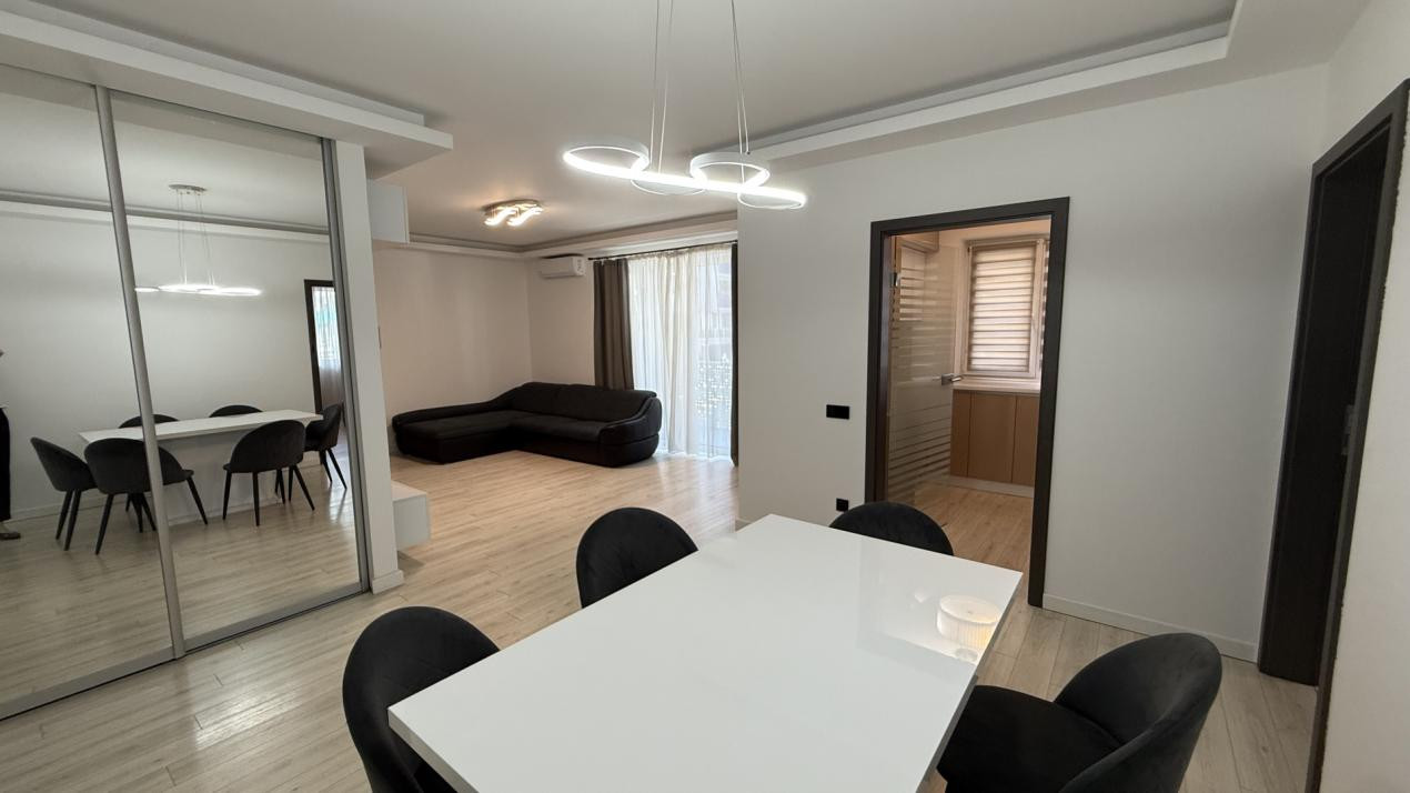 Apartament cu 3 camere si parcare in zona METRO/AMETHYST