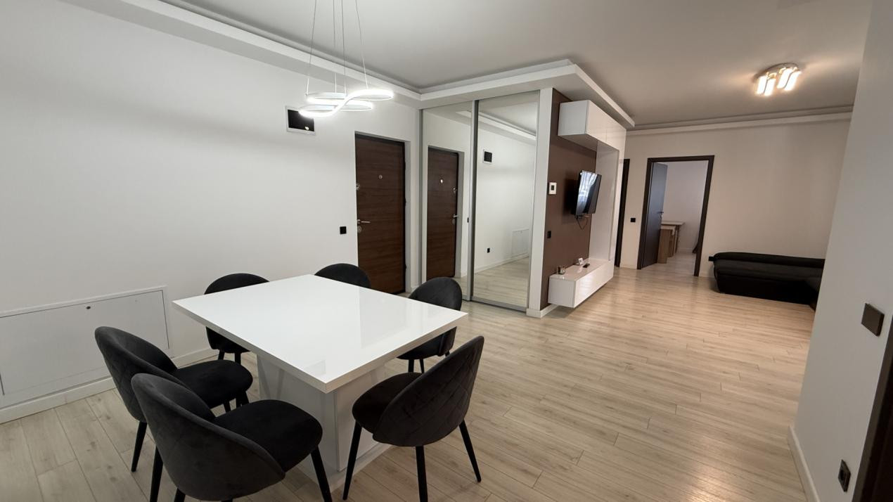 Apartament cu 3 camere si parcare in zona METRO/AMETHYST