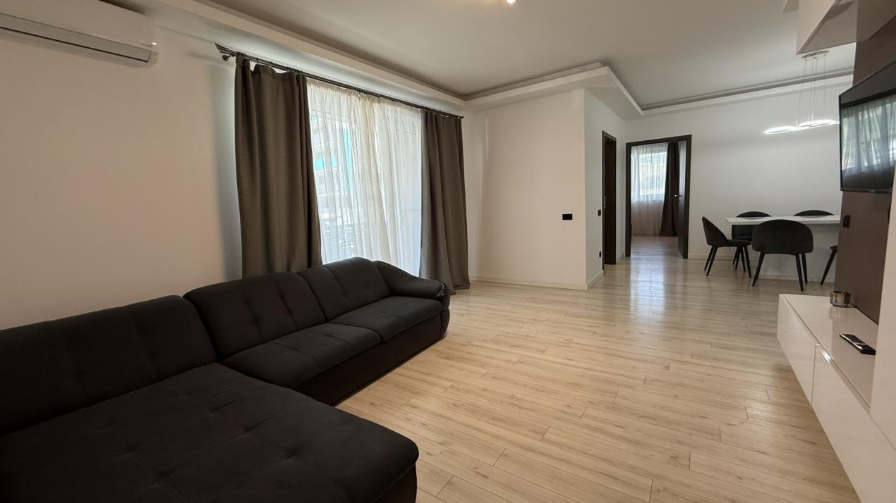 Apartament cu 3 camere si parcare in zona METRO/AMETHYST