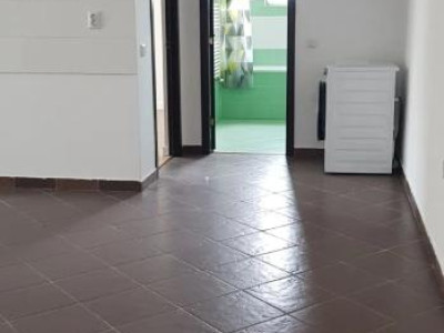 Apartament de 3 camere, 59 mp, str Eroilor, zona Profi Non-stop