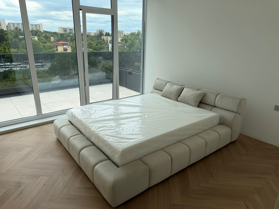 PENTHOUSE SPECTACULOS | 157 MP | ZONA SOPORULUI | LANGA PARC | 