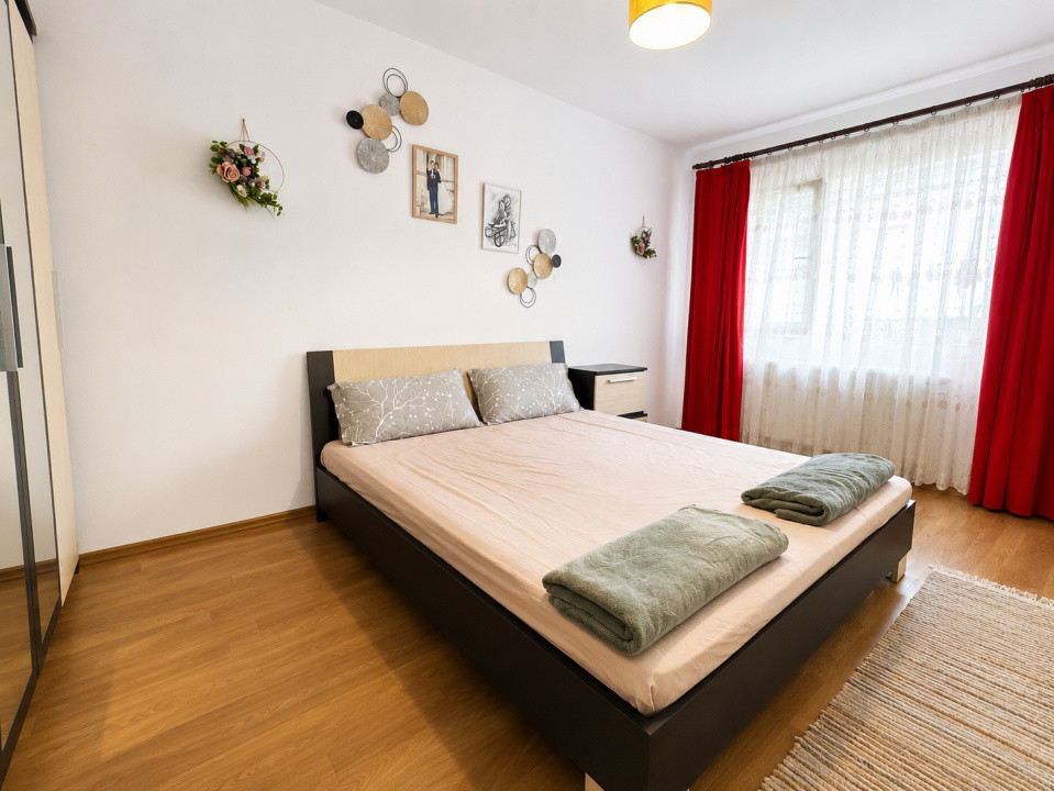 Apartament de 2 camere, 49 mp, parcare, zona Subcetate