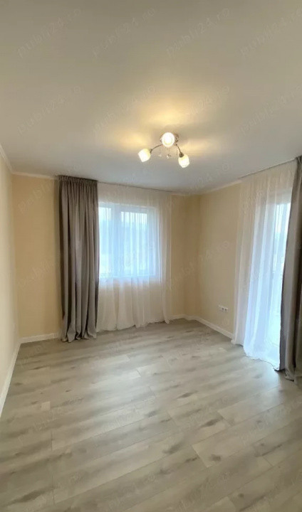 Apartament de 3 camere, 72 mp, 2 băi, parcare, zona Someșului