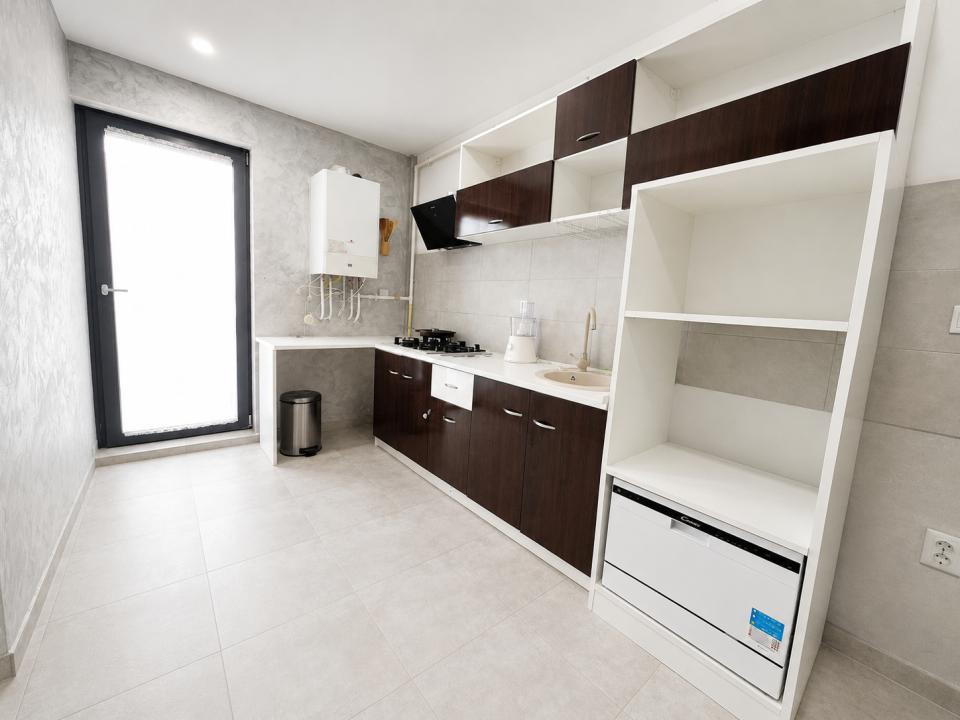 Apartament de 2 camere, 54 mp, 17 mp terasa, parcare, zona Stejarului