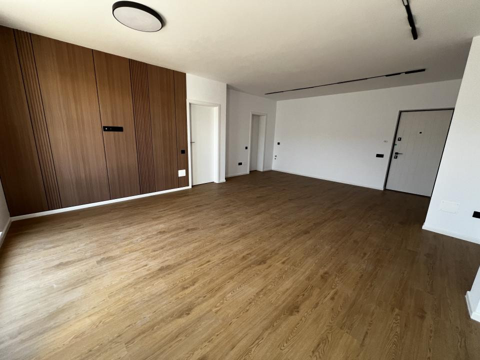 Apartament de 2 camere, 53 mp, garaj subteran, Eroilor 