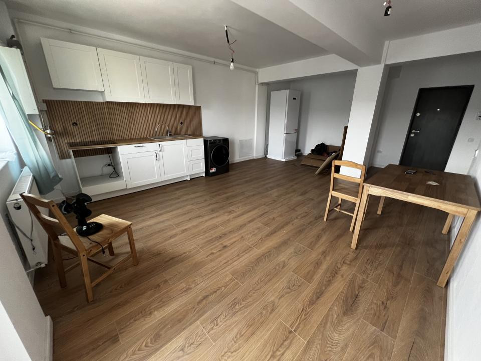 Apartament de 2 camere, 52 mp, parcare subterana, zona Sesul de sus