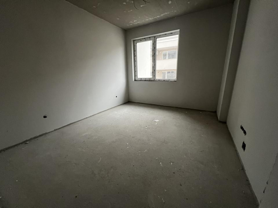 Apartament de 2 camere, 40 mp, parcare subterana, zona Cetatii