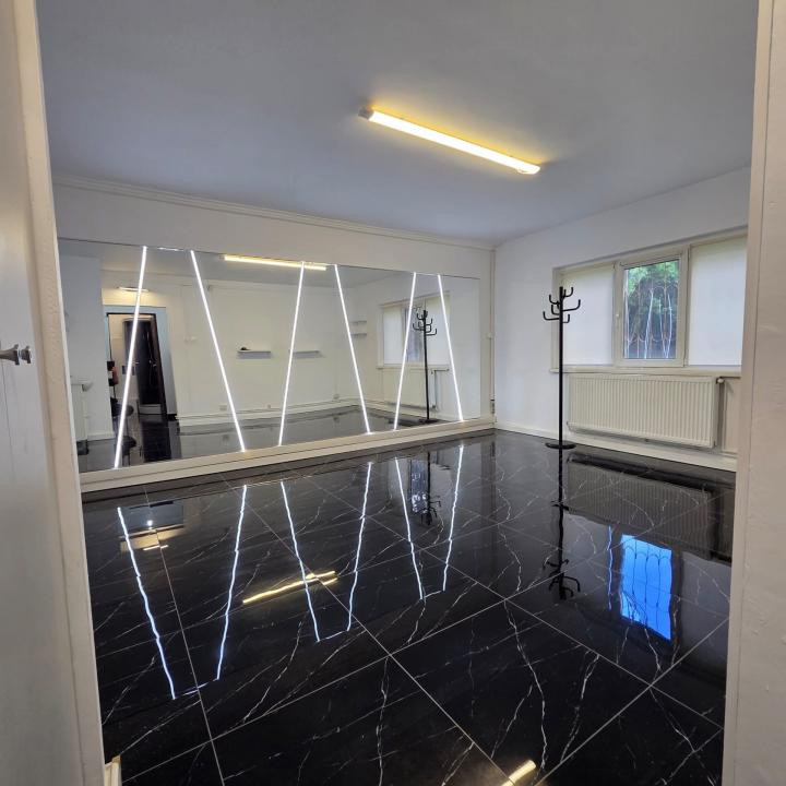 Spatiu comercial | Strada Plopilor | Benzinaria Lukoil |