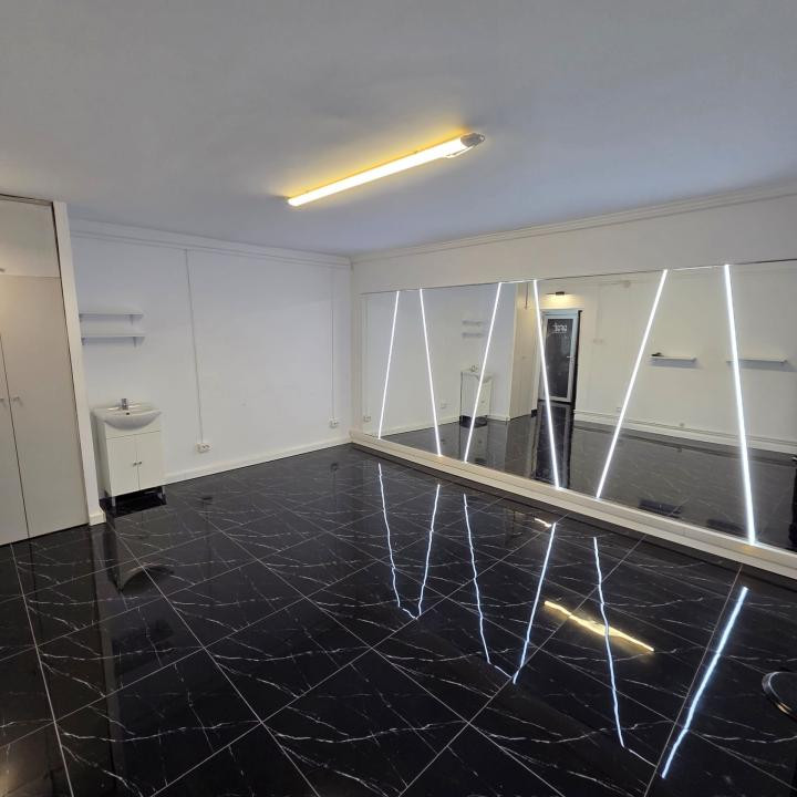 Spatiu comercial | Strada Plopilor | Benzinaria Lukoil |