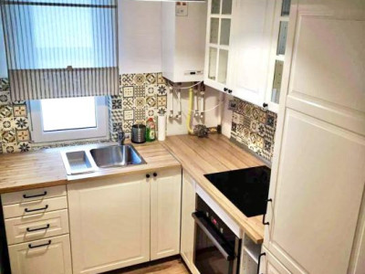 Apartament de 2 camere, gradina de 50 mp, parcare, zona Terra