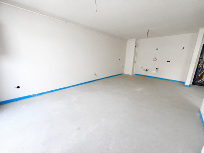 Apartament de 2 camere, 45 mp, zona Eroilor