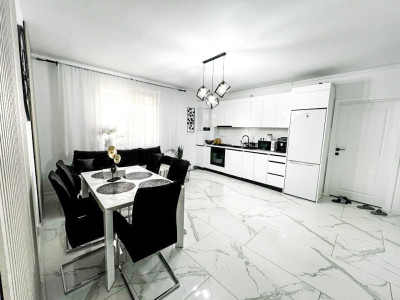 Apartament de 3 camere, 60 mp, 20 mp terasa, parcare subterana, zona Eroilor