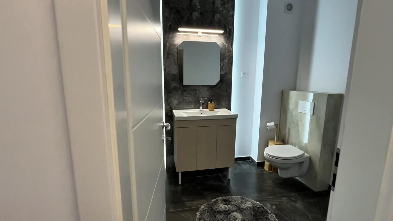 Apartament 2 Camere, 52mp, Parcare, Zona Eroilor