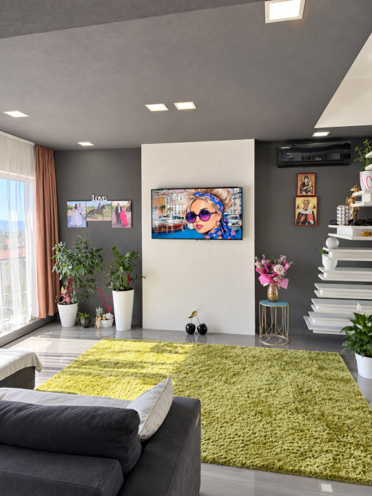 Penthouse de 4 camere, 84 mp, 44 mp terasa, parcare, zona Subcetate
