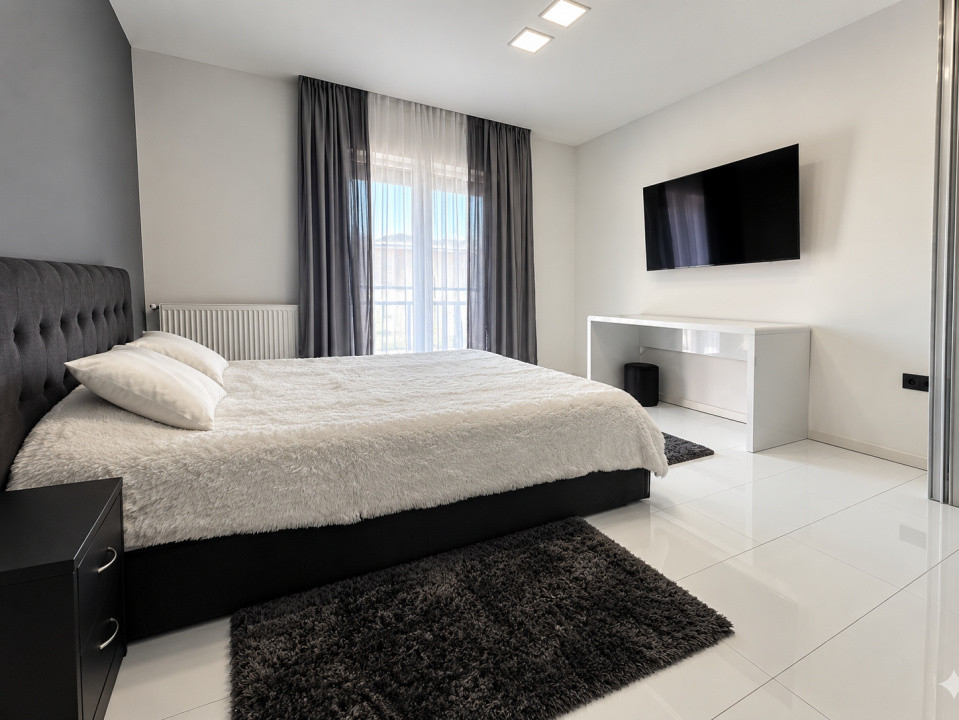 Penthouse de 4 camere, 84 mp, 44 mp terasa, parcare, zona Subcetate