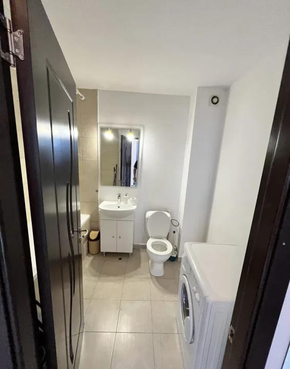 Apartament de 2 camere decomandate, 49 mp, parcare, zona Florilor
