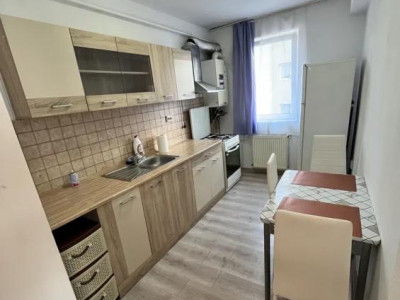 Apartament de 2 camere decomandate, 49 mp, parcare, zona Florilor