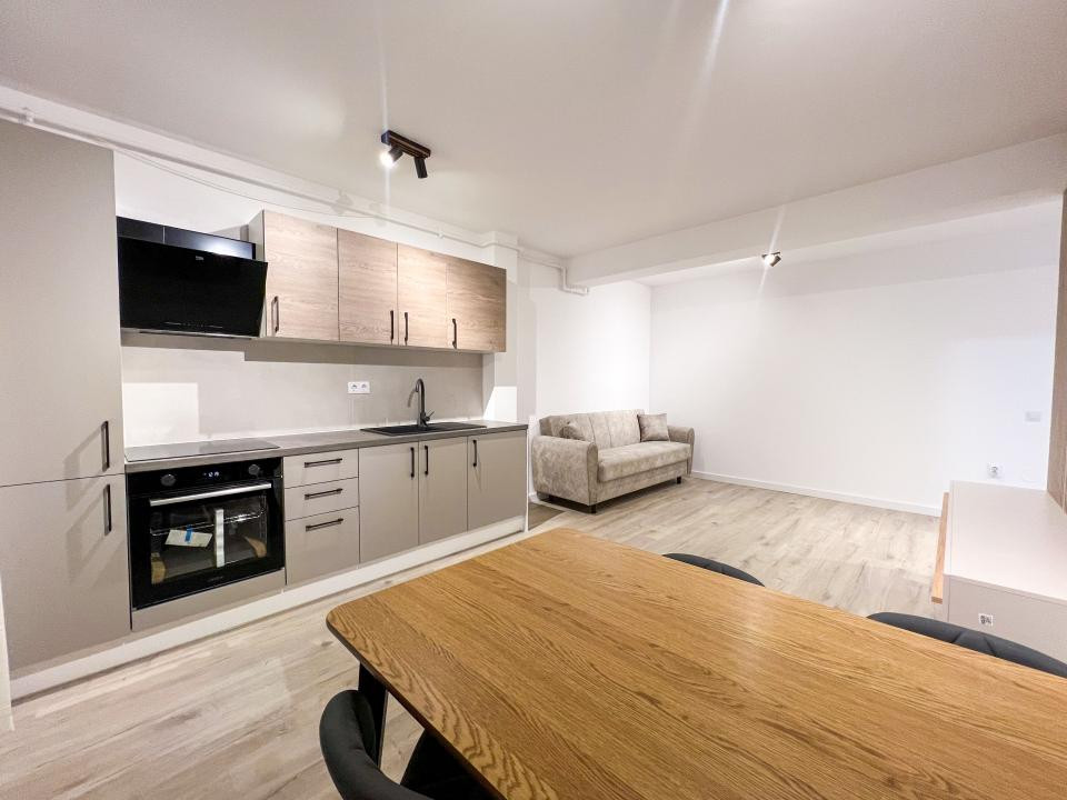 Apartament la PRIMA INCHIRIERE, parcare, lift, str Porii