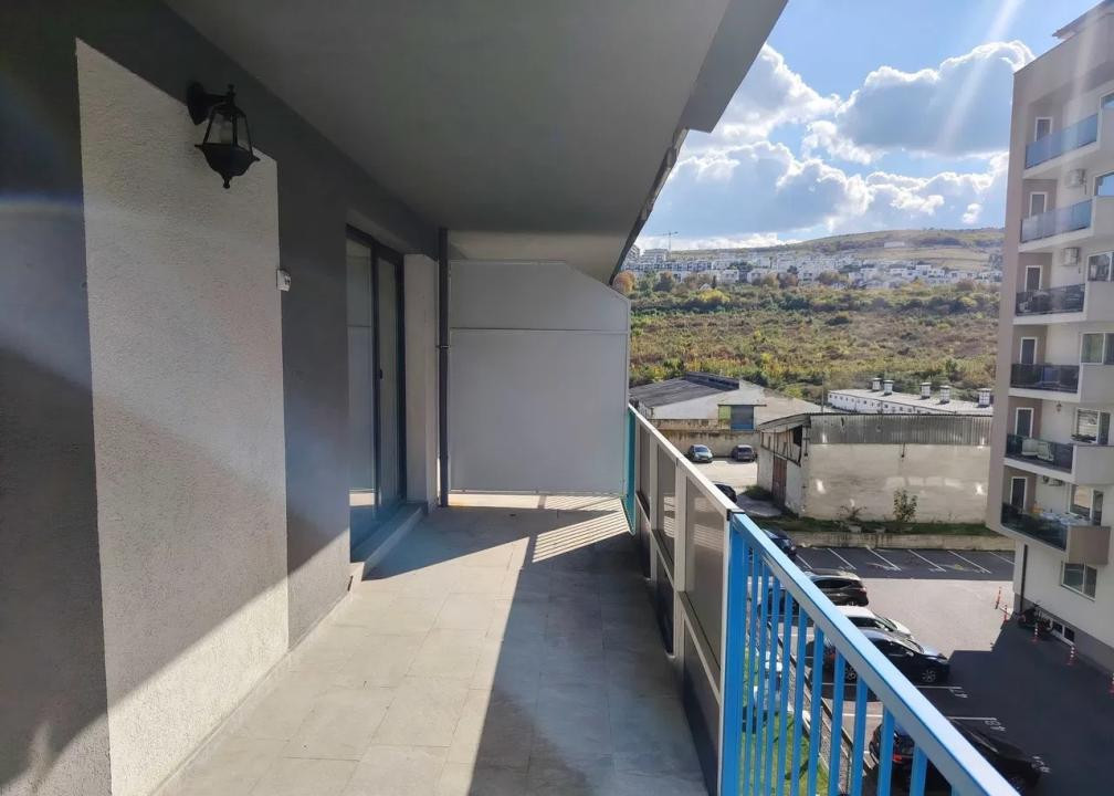 Vând apartament 2 camere, situat chiar lângă Metro Cluj și Clinica Amethyst, 60 m+33 balcoane, garaj subteran