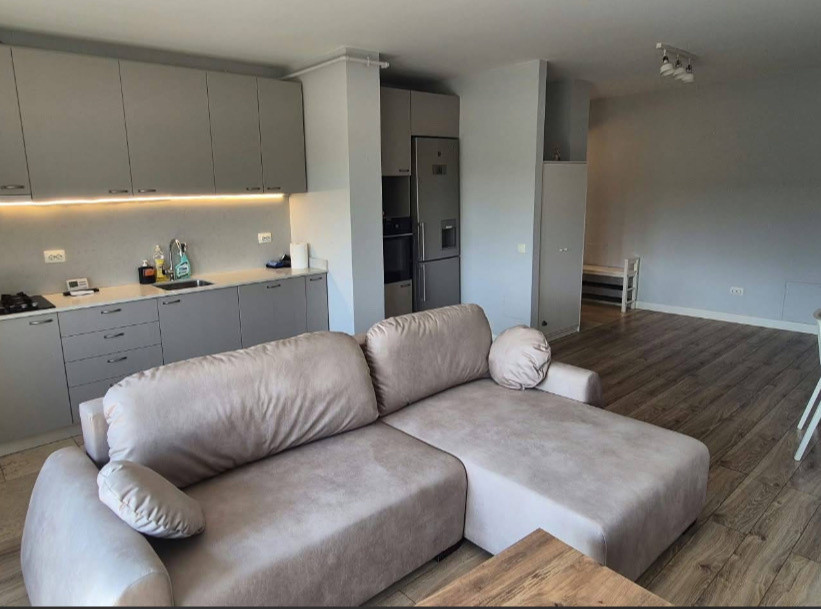 CHIRIE 2 CAMERE SOPORULUI 650€