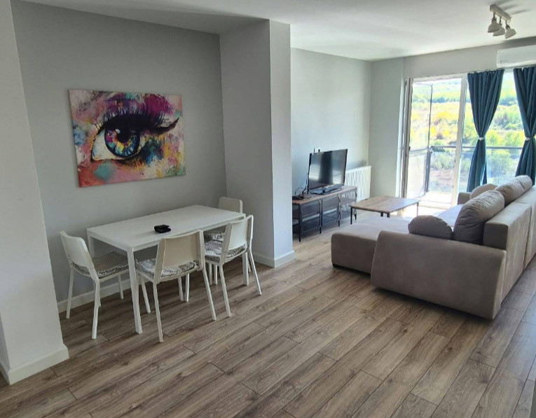 CHIRIE 2 CAMERE SOPORULUI 650€