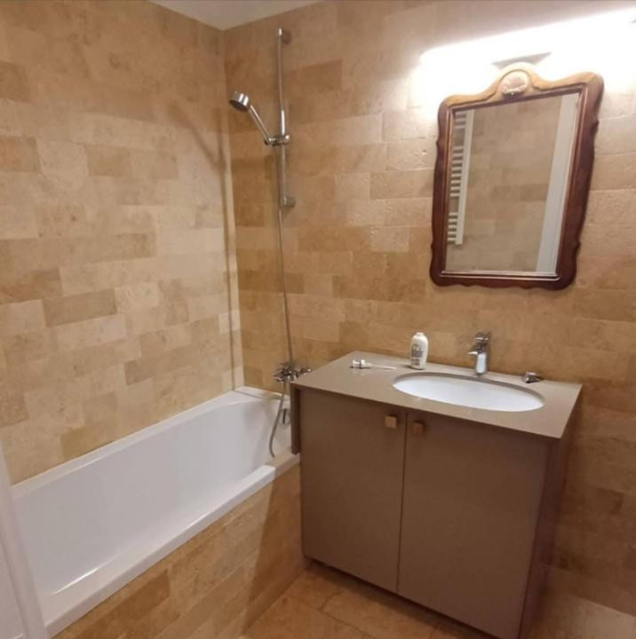 CHIRIE 2 CAMERE SOPORULUI 650€