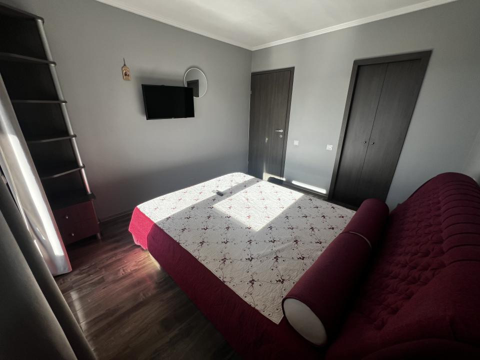 Apartament de 2 camere, 46 mp, 40 mp terasa, parcare, zona Parcului Poligon