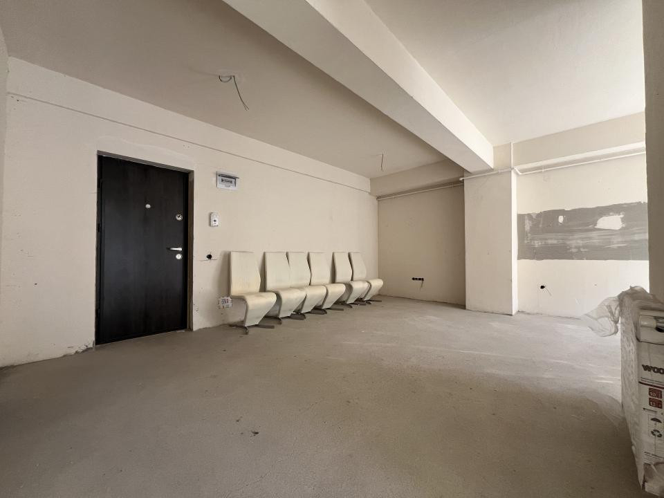 Apartament semifinisat de 3 camere, 63 mp, parcare subterana, Terra