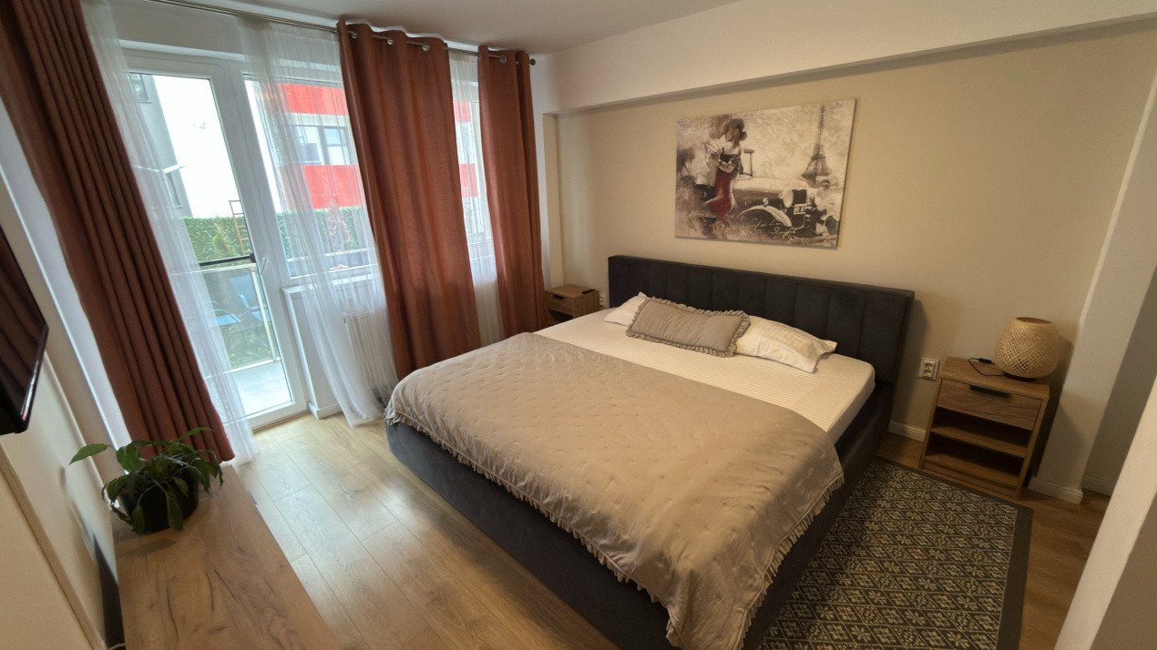 Apartament 2 Camere, Parcare, Gradina, Zona Teilor