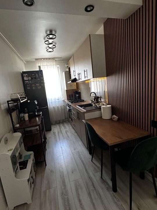 Apartament cochet, 2 camere deco, parcare, zona Brutaria Cetatii