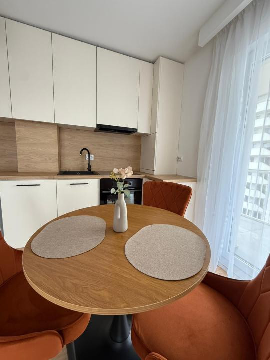 Apartament 3 Camere, 53mp, Parcare, Zona Eroilor