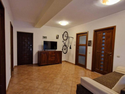 Apartament de 2 camere, 46mp, parcare, zona Stejraului