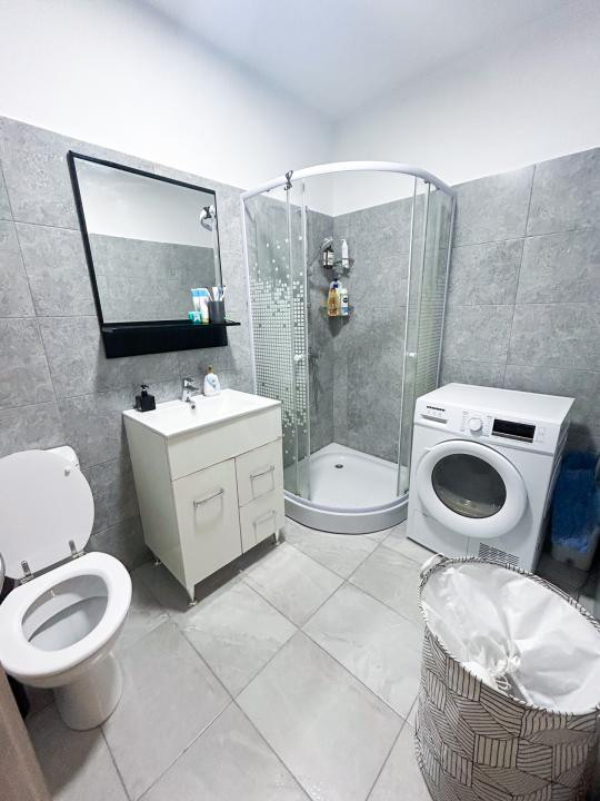 Apartament modern, 2 camere, parcare, str Porii 134