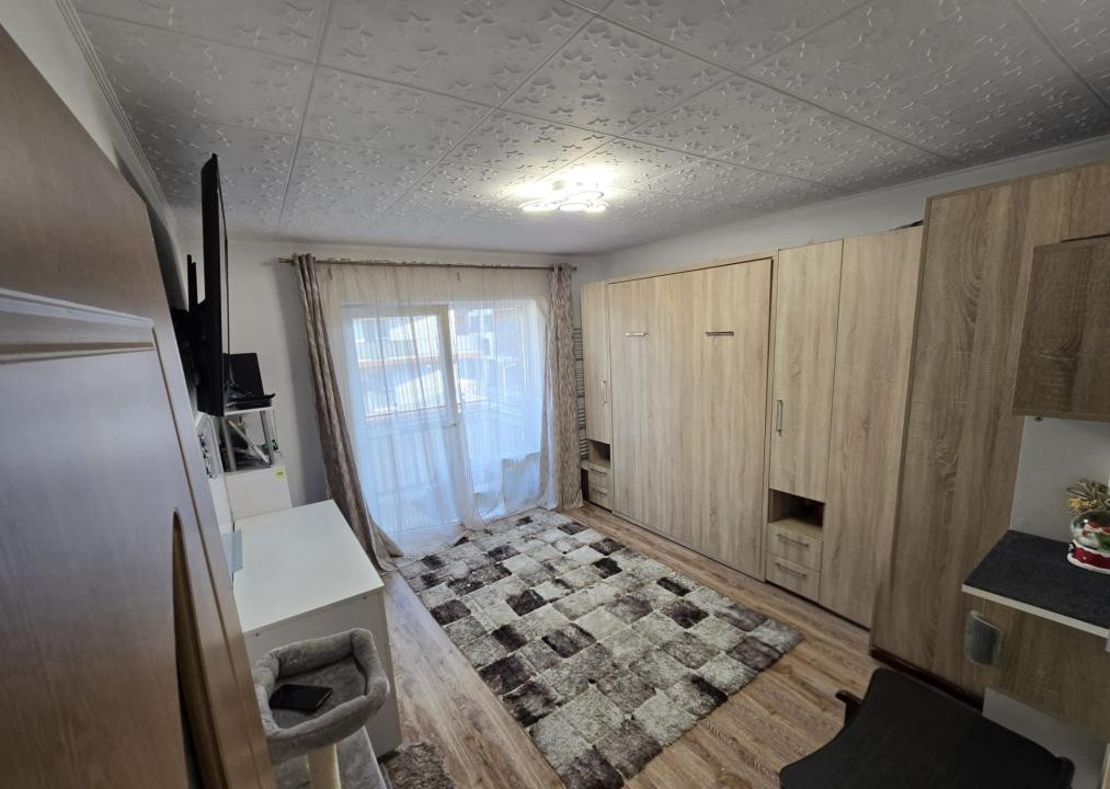 Apartament de 2 camere decomandate, 57 mp, parcare, zona Florilor