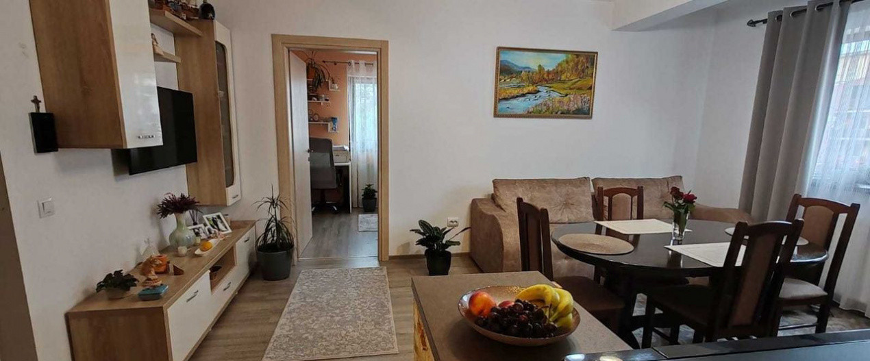 Apartament 3 camere, 53mp, Etaj Intermediar, Zona Stejarului