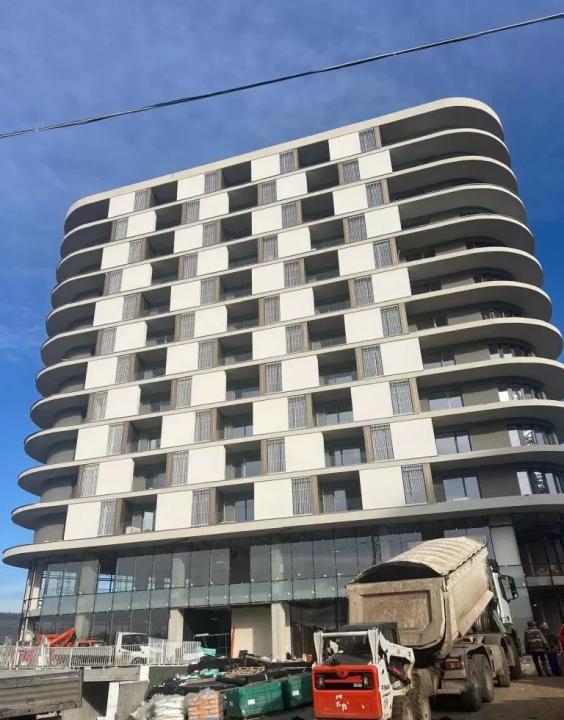Apartament de 3 camere, 77 mp, parcare subterana, zona Vivo