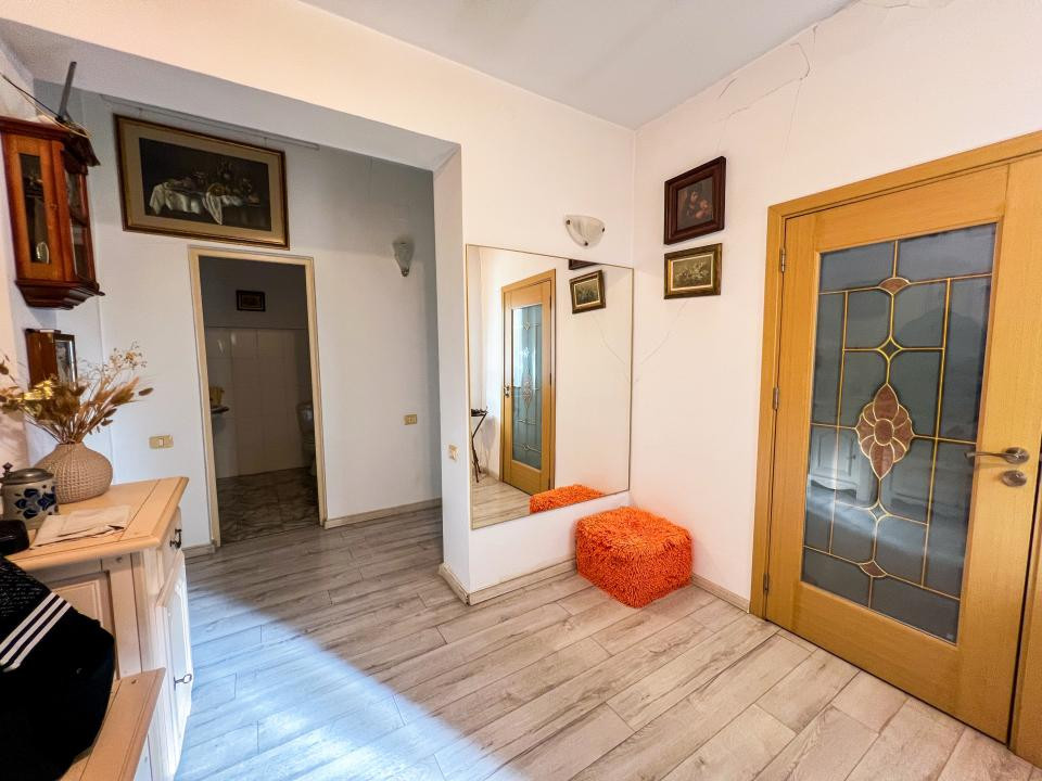 Casă individuală deosebită, garaj, str Cetății, Parc Poligon 