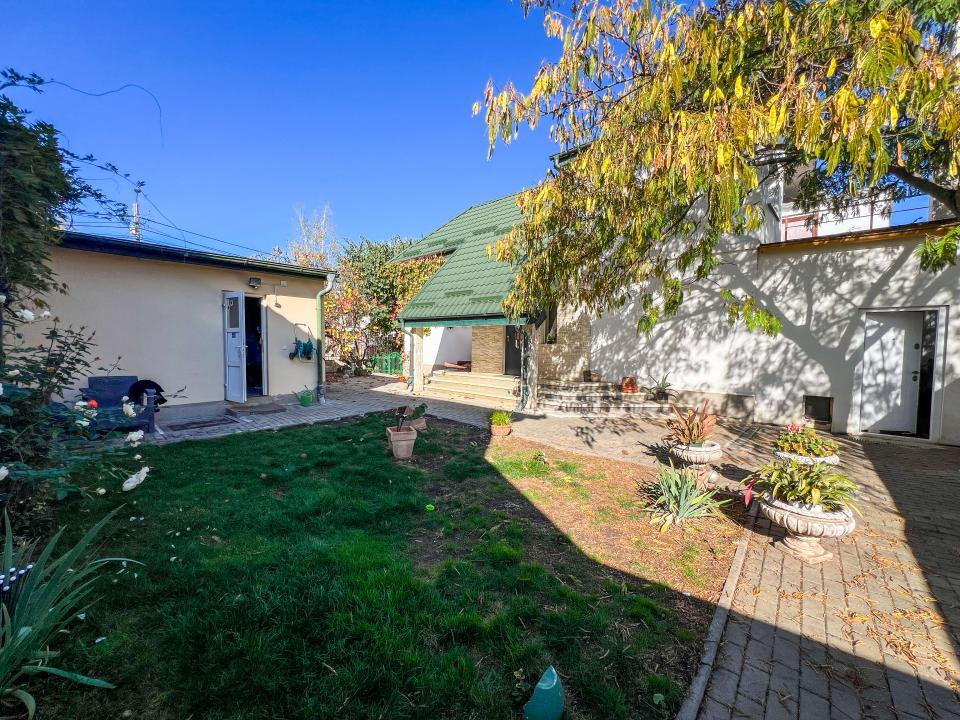 Casă individuală deosebită, garaj, str Cetății, Parc Poligon 