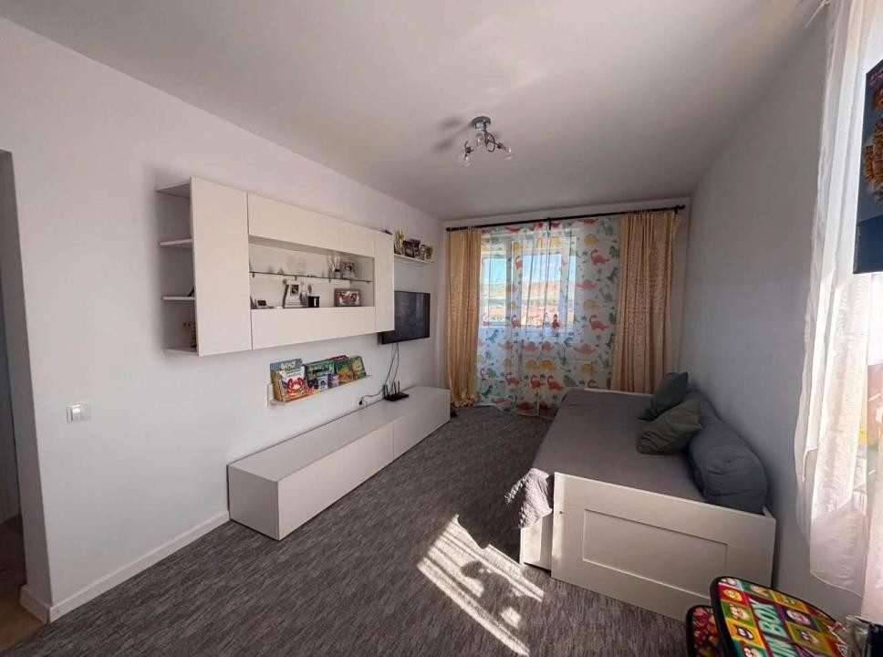 Apartament de 3 camere, 60 mp, str Teilor