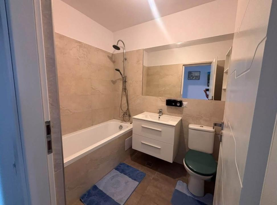 Apartament de 3 camere, 60 mp, str Teilor
