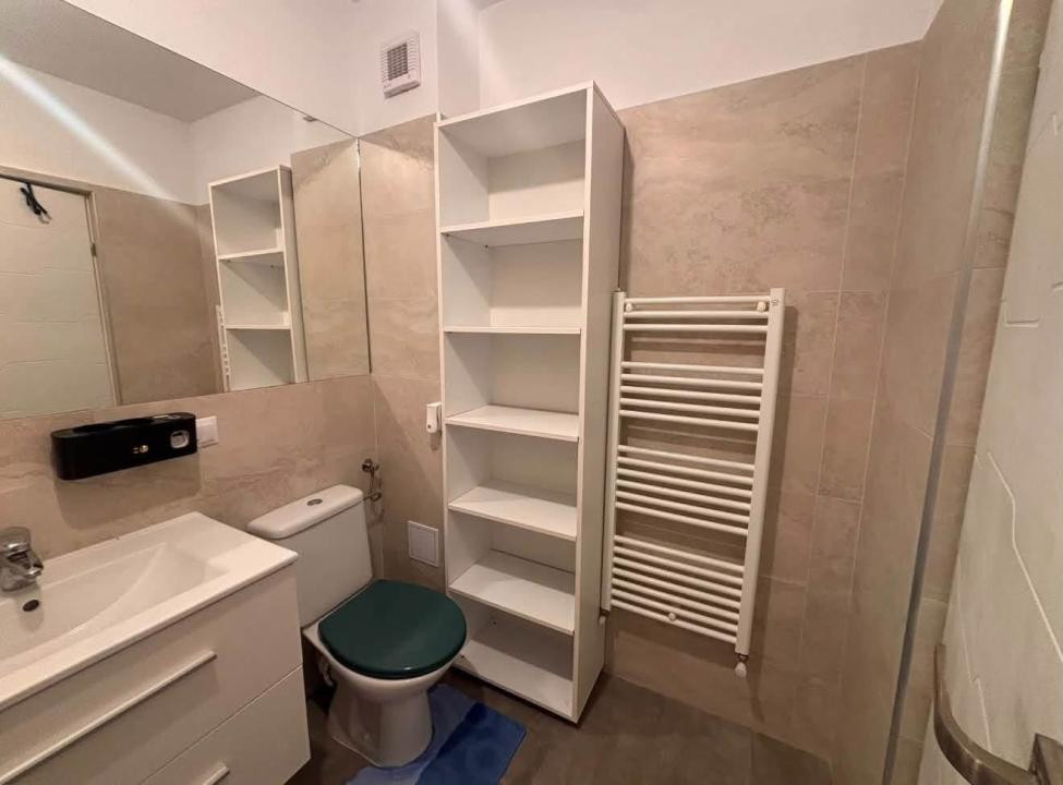 Apartament de 3 camere, 60 mp, str Teilor