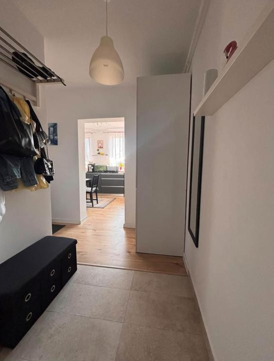 Apartament de 3 camere, 60 mp, str Teilor