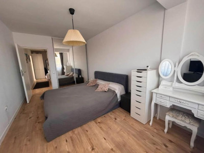 Apartament de 3 camere, 60 mp, str Teilor