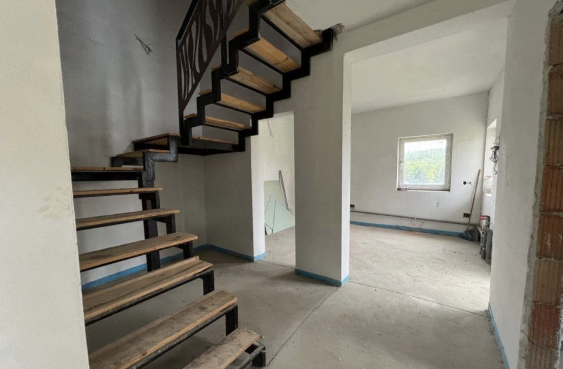 Duplex de 3 camere, 103 mp utili, 380 mp teren, Gilau