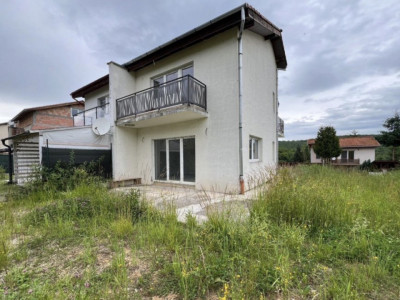 Duplex de 3 camere, 103 mp utili, 380 mp teren, Gilau