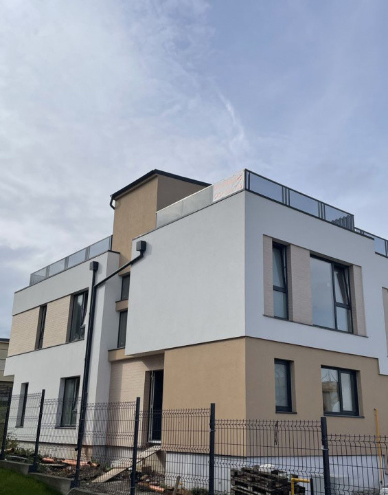 Duplex Deosebit, Vedere Panoramica, 119mp, 250mp Teren, Zona VIVO